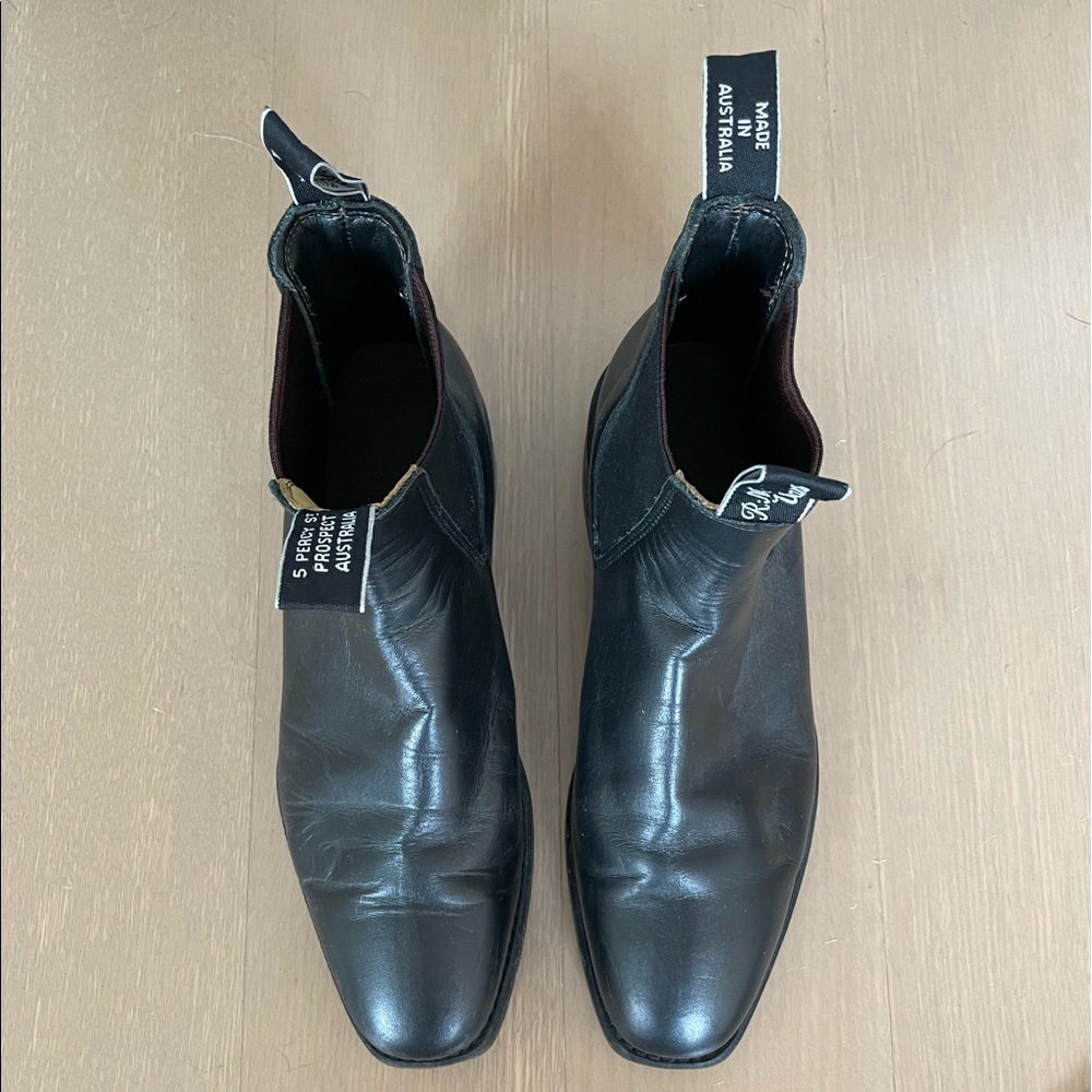 R.M. Williams women’s black leather boots size 10